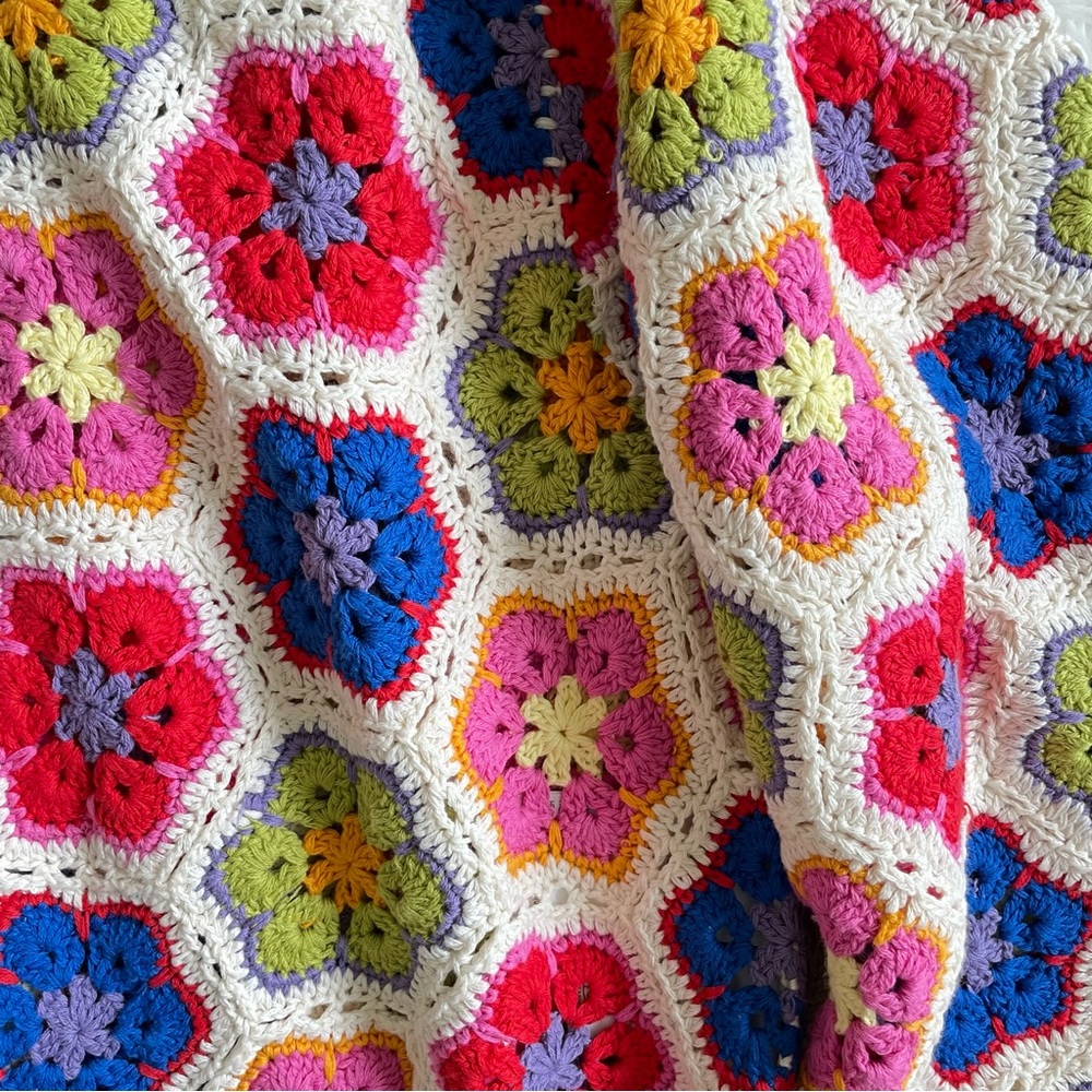 FARM Rio Rainbow Handmade Crochet Sweater Multicolor Mock Neck Women's Large NWT - Picture 12 of 16